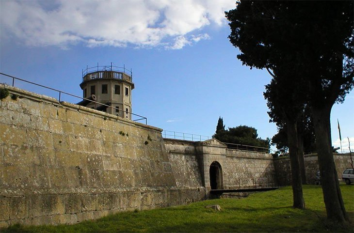 Istria Croatia: Best Things To Do, Cities, Attractions 8 Istria Itinerary - Kastel