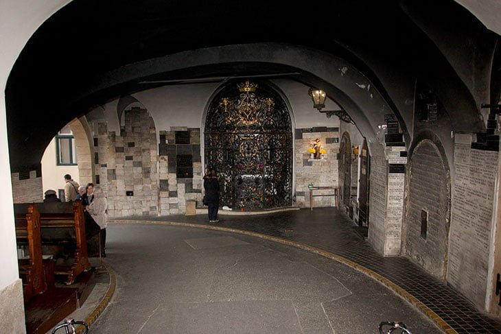 Zagreb Croatia: Best Things To Do, Attractions, Entrance Fees 15 Stone gate - Zagreb Croatia