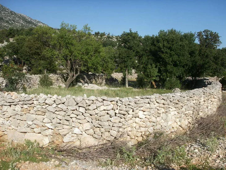 Kornati Islands National Park Croatia: Best Things To Do, Attractions 10 Dry Stone Walls Of Kornati Islands