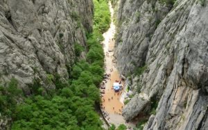 Paklenica canyon climbing