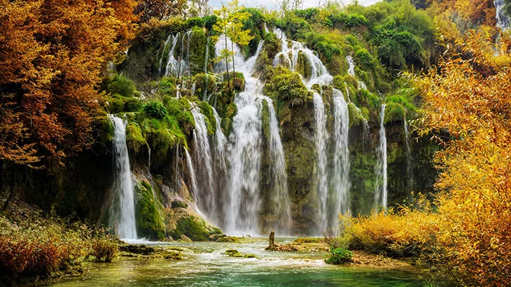 Nature Plitvive Lakes