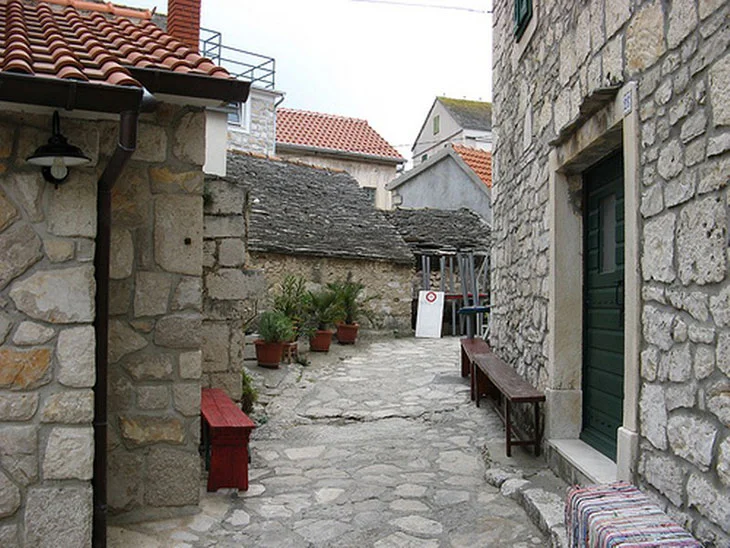 Primošten Croatia - Travel Guide & Itinerary 3 Primosten Croatia Street