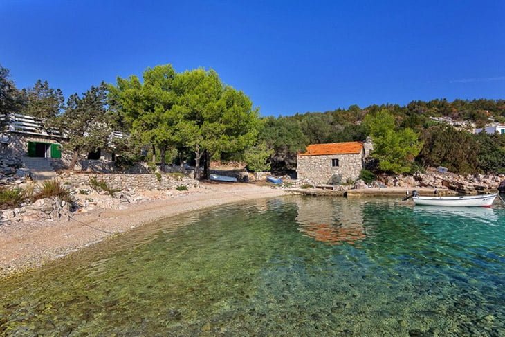 Milna Hvar Island: Best Things To Do, Activities & Getting There 3 Milna Bay beach