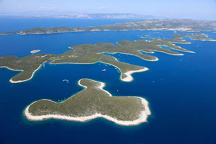 Hvar Island Croatia: Best Things To Do, Places To Visit, Attractions & Beaches 17 Paklinski Otoci - Hell Islands Hvar